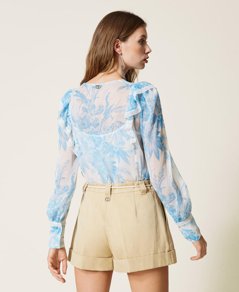 Blouse avec imprim&eacute; floral toile de Jouy