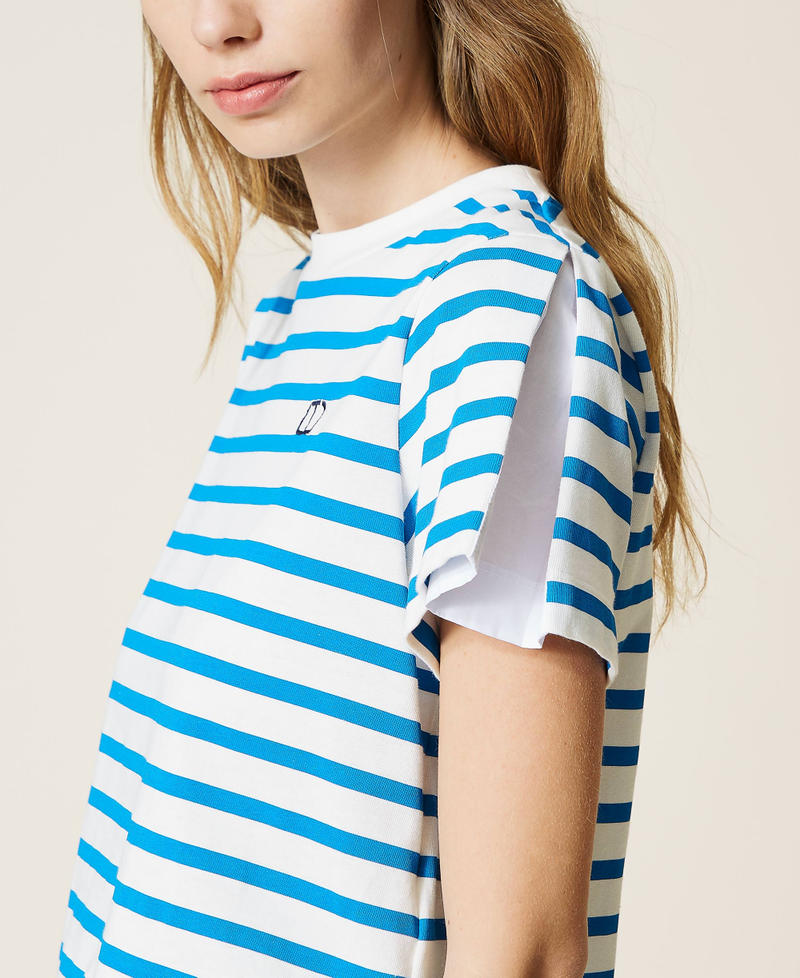 Striped t-shirt with poplin insert "Brilliant Blue" / Optical White Stripe Print Woman 221TP2751-04