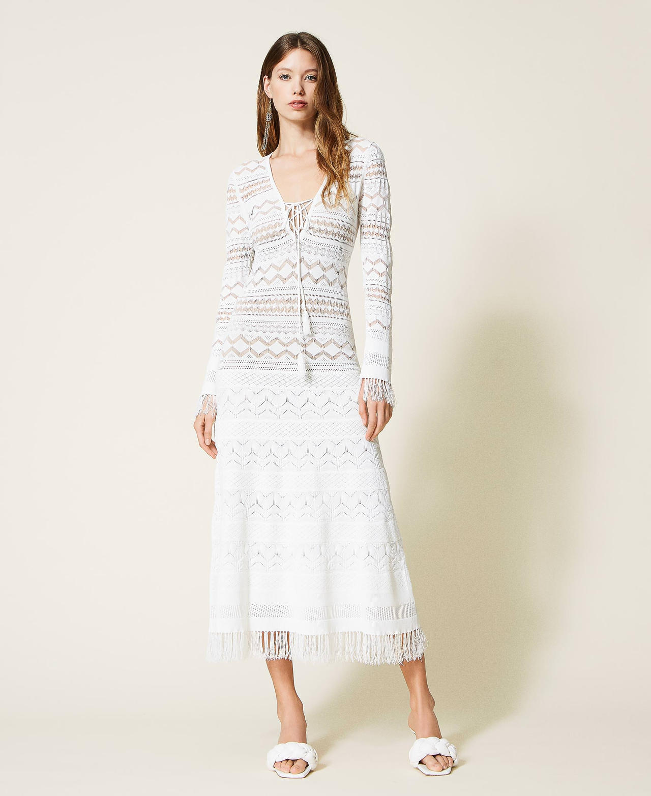 Maxikleid in Spitzenoptik mit Fransen