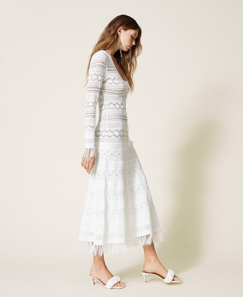 Maxikleid in Spitzenoptik mit Fransen