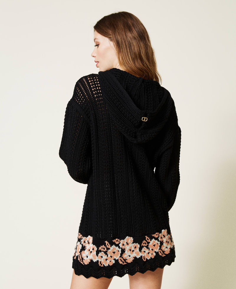 Maxi crochet cardigan