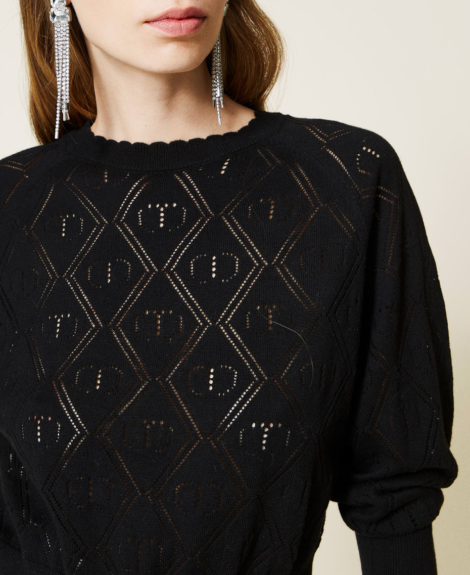 Boxy jumper with logo