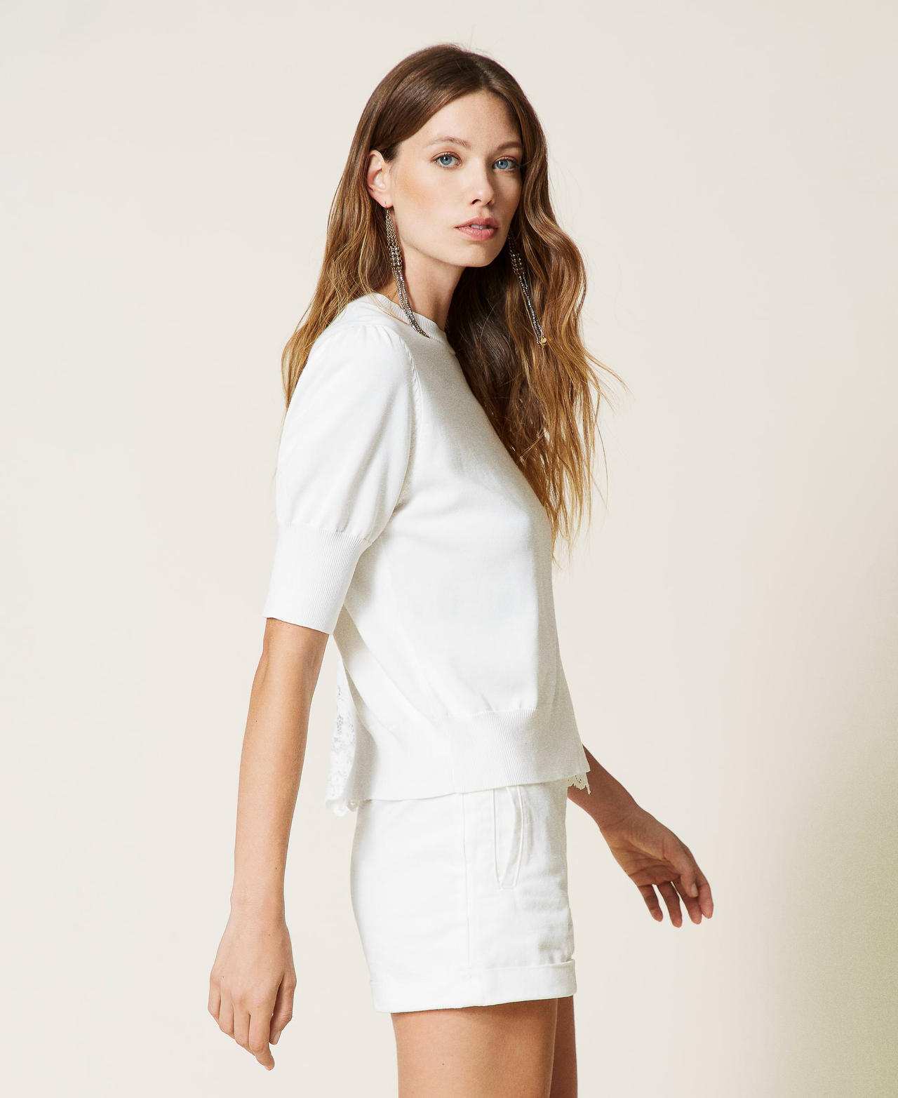Maglia con pizzo macramè