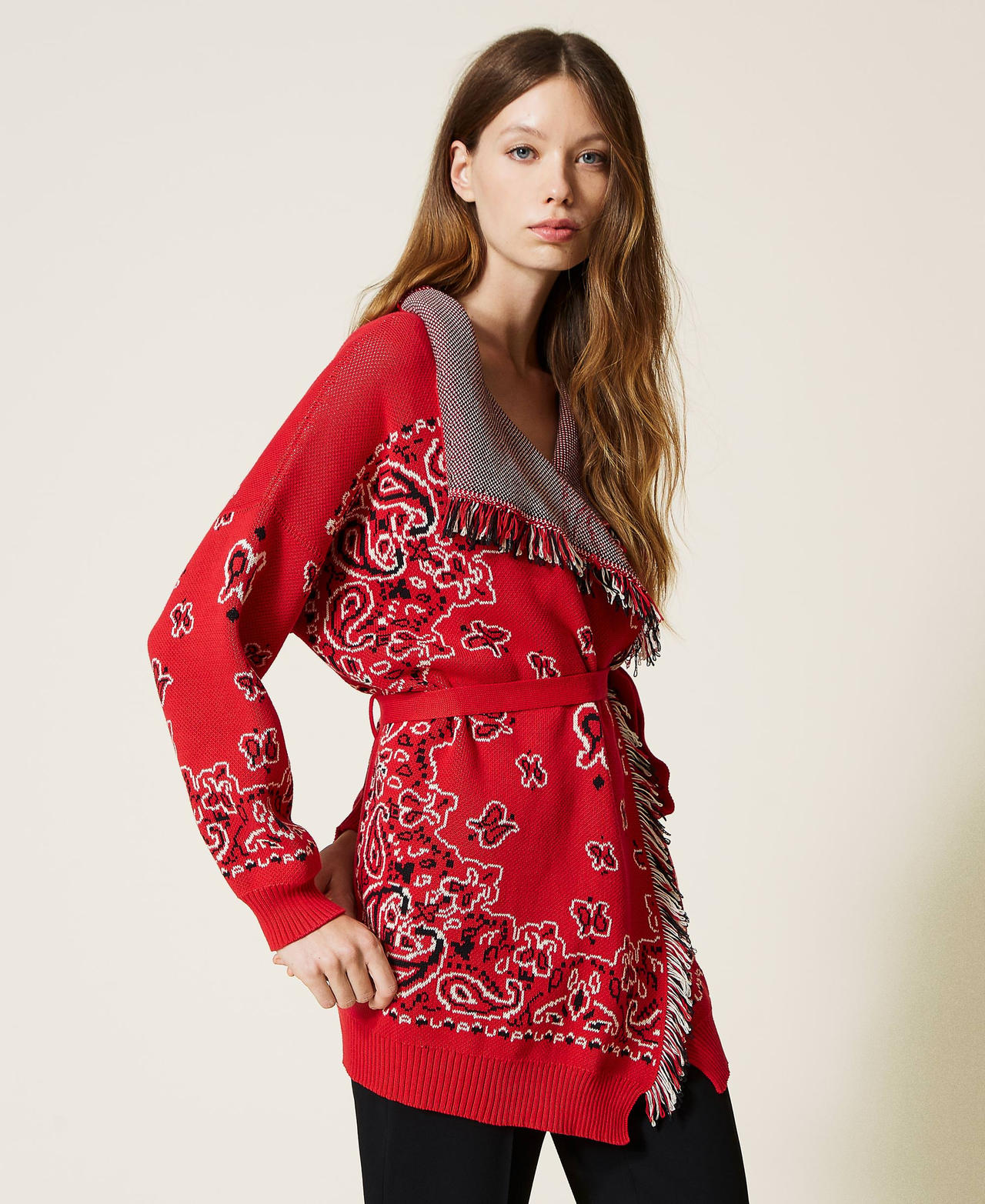 C&aacute;rdigan de jacquard con flecos