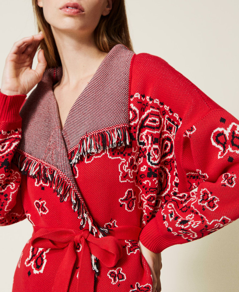 C&aacute;rdigan de jacquard con flecos