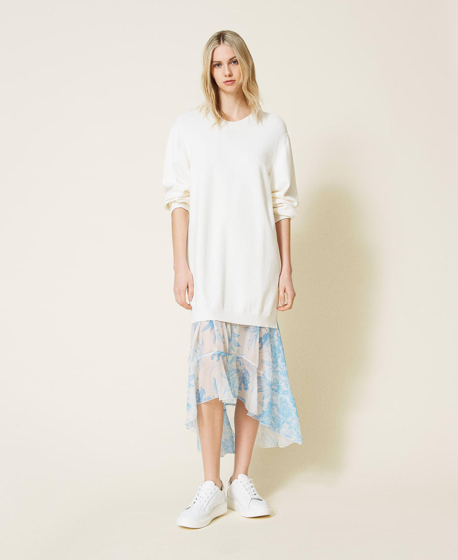 Robe longue avec cr&eacute;pon floral toile de Jouy