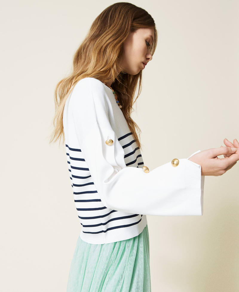 🧥 Pull Rayé Effet Deux-Pièces – Épaules Ouvertes | XL-Charmes