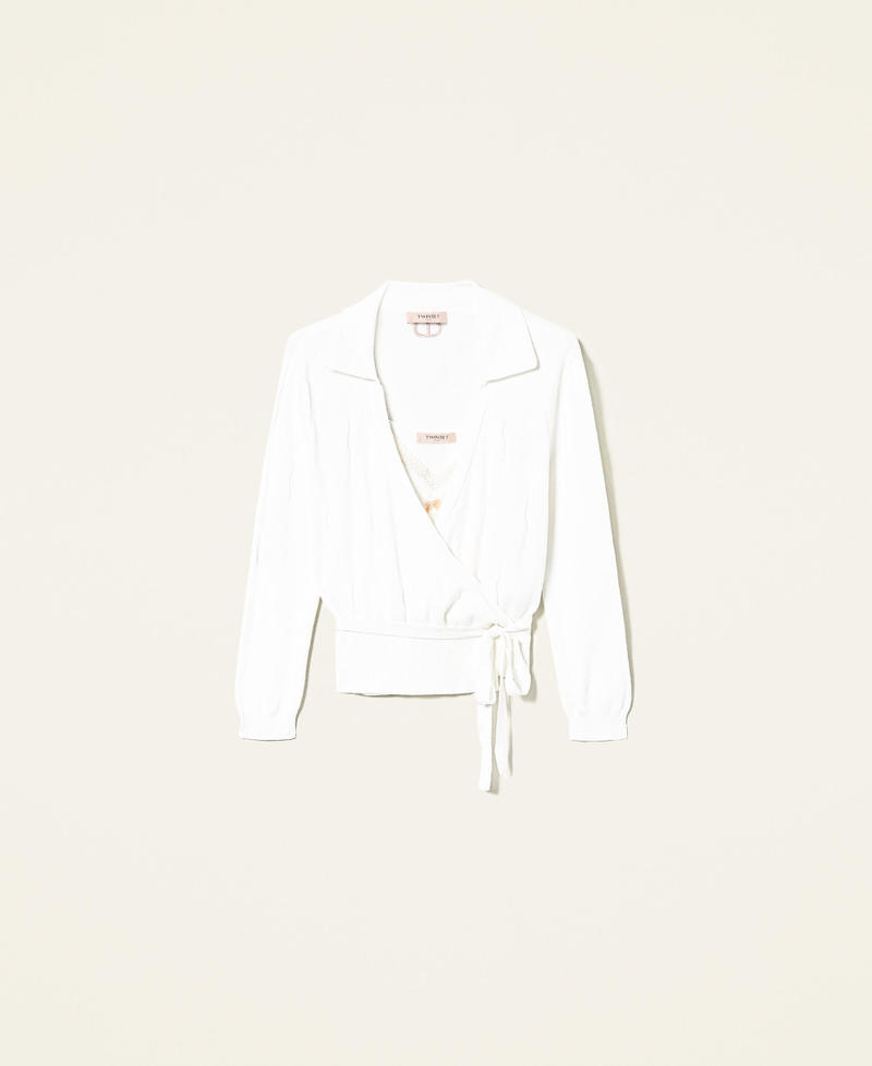 Cardigan et top avec d&eacute;tails ajour&eacute;s