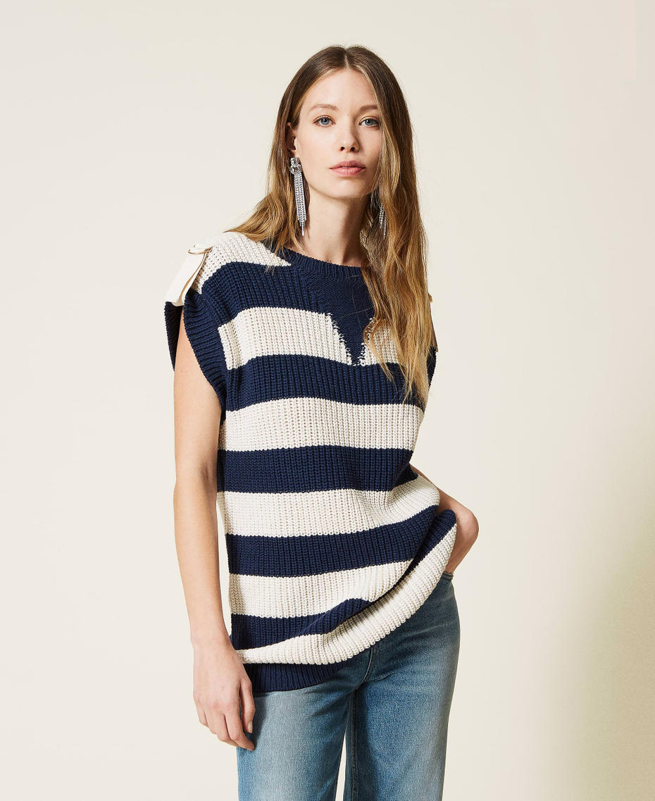 Maxi pull rayé avec pattes d’épaule