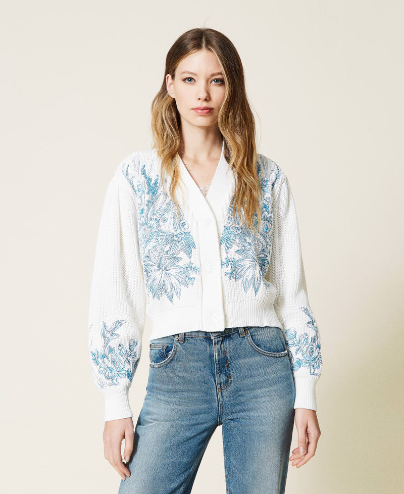 Cardigan with floral embroidery
