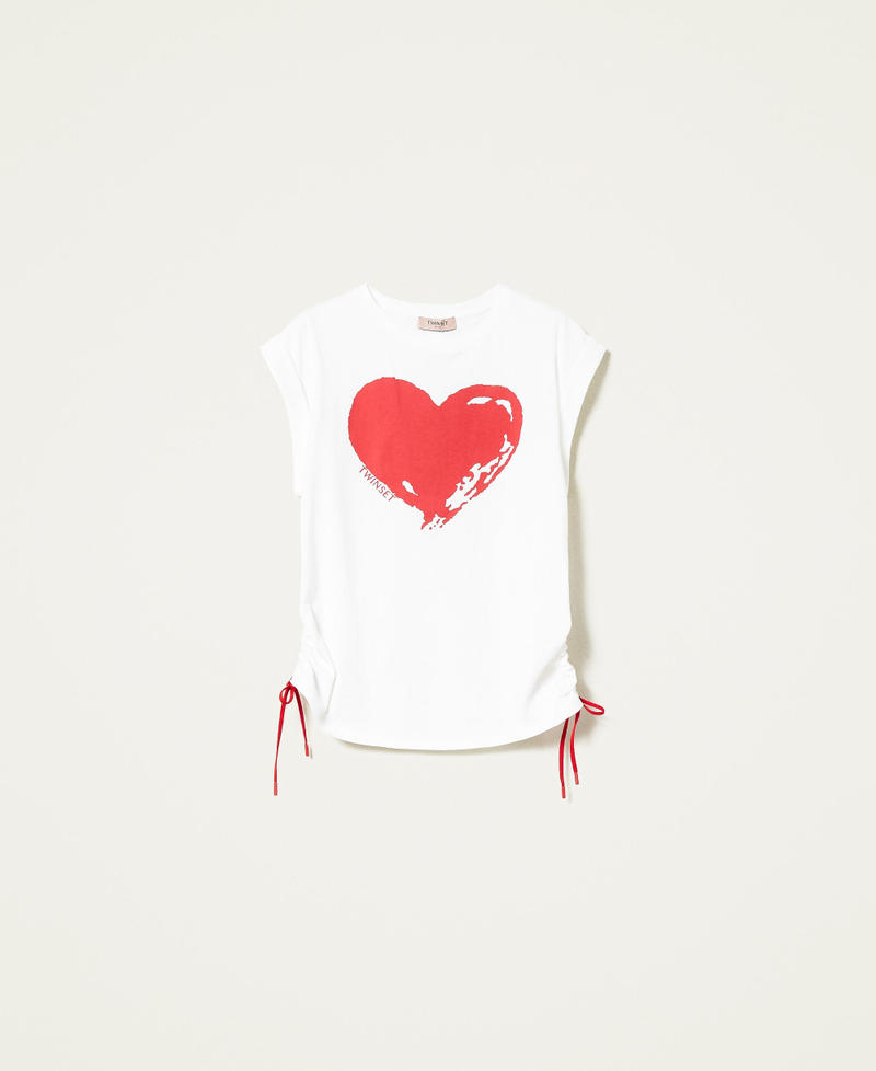 T-shirt with laminated heart and drawstring