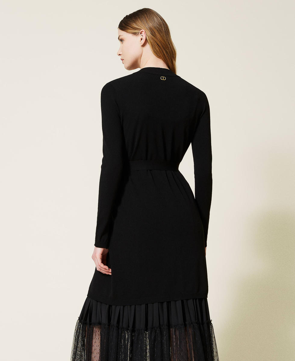 Long knit cardigan with belt