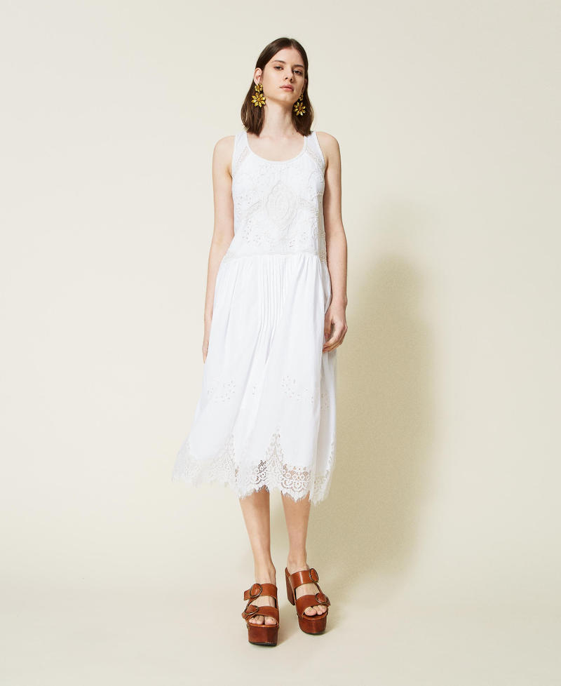 Hand-embroidered midi dress with lace White Woman 221TT2022-01