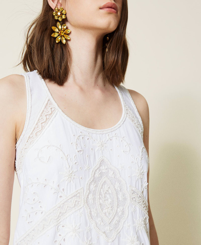 Hand-embroidered midi dress with lace