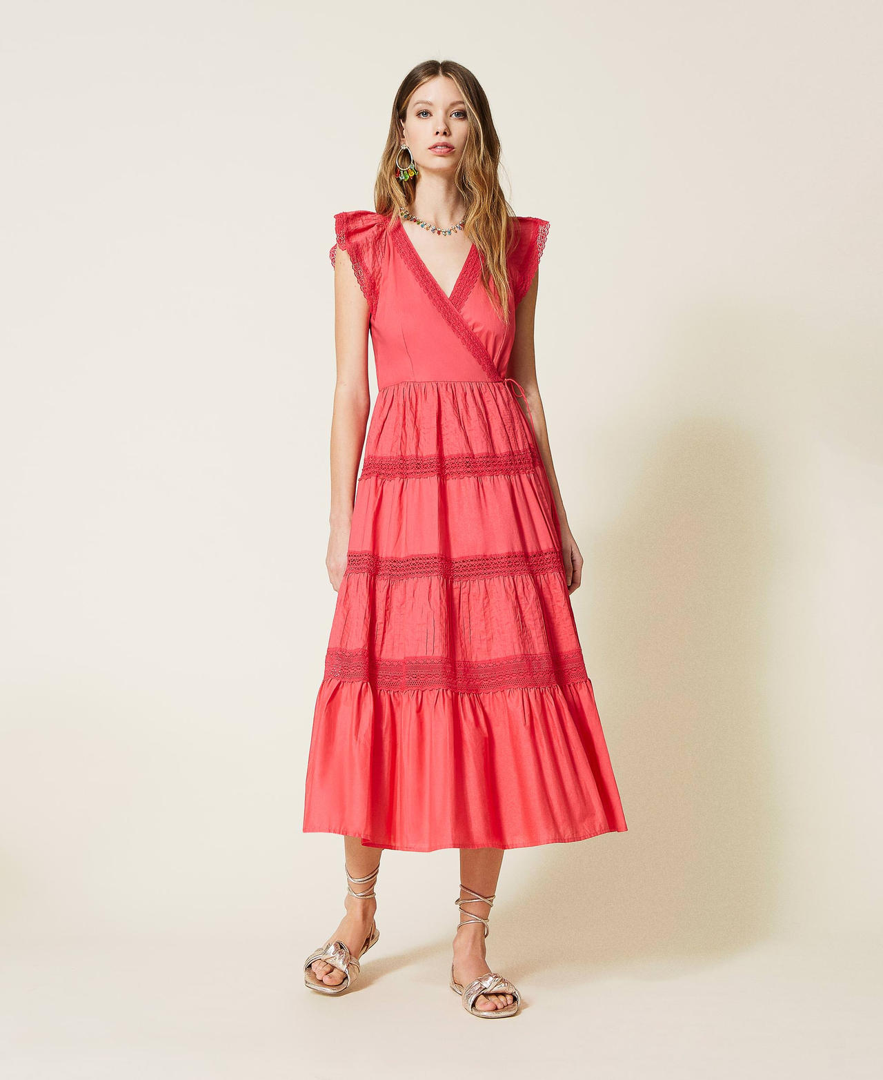 Платье с запахом и кружевом Красный "Дикая азалия" женщина 221TT2030-02