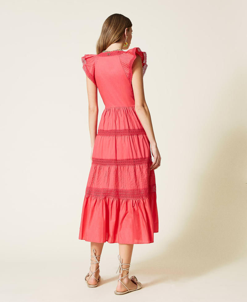 Wickelkleid mit Spitze