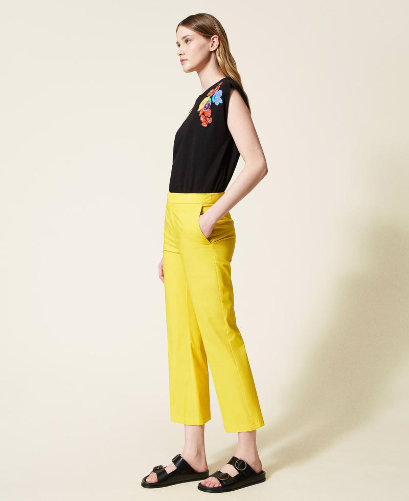 Cropped poplin trousers