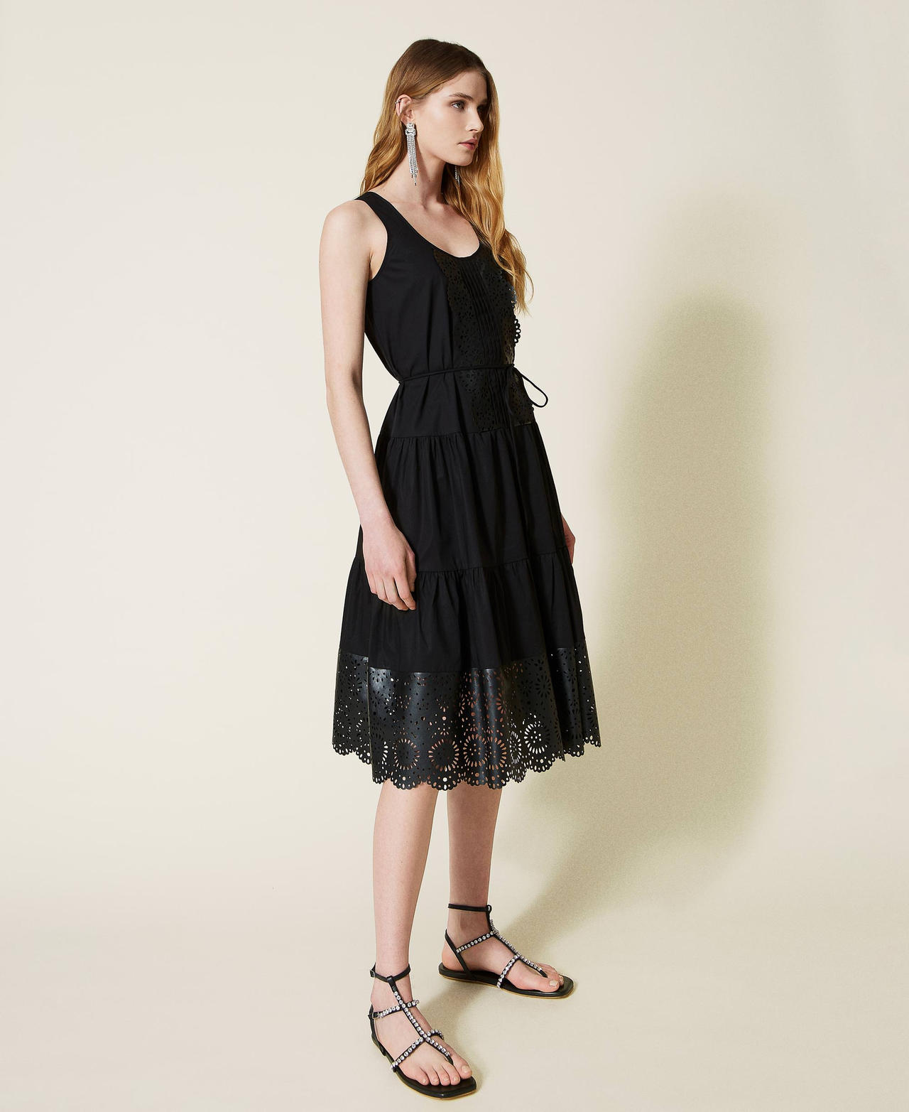 Midi dress with laser embroidery