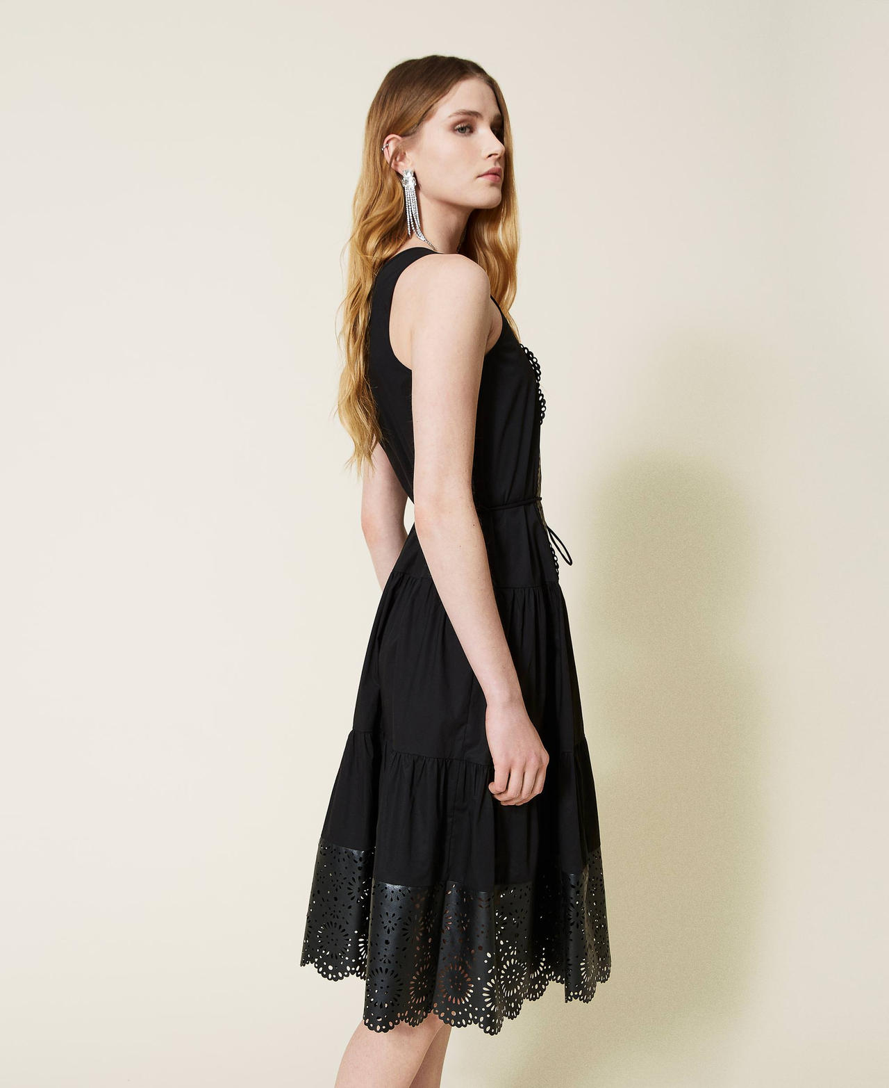 Midi dress with laser embroidery