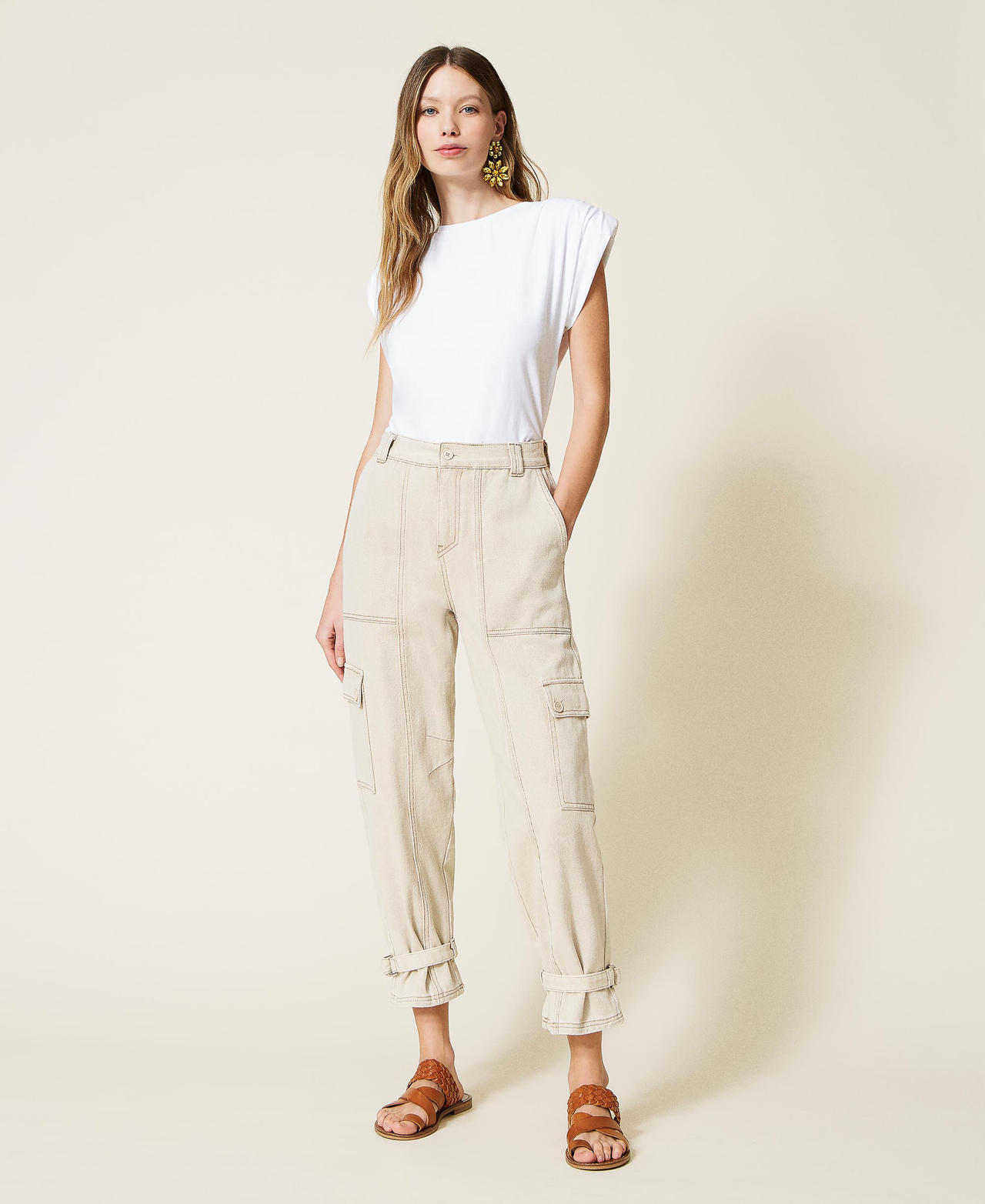 Stone washed bull cargo trousers "Cold Sand” Beige Woman 221TT2123-02