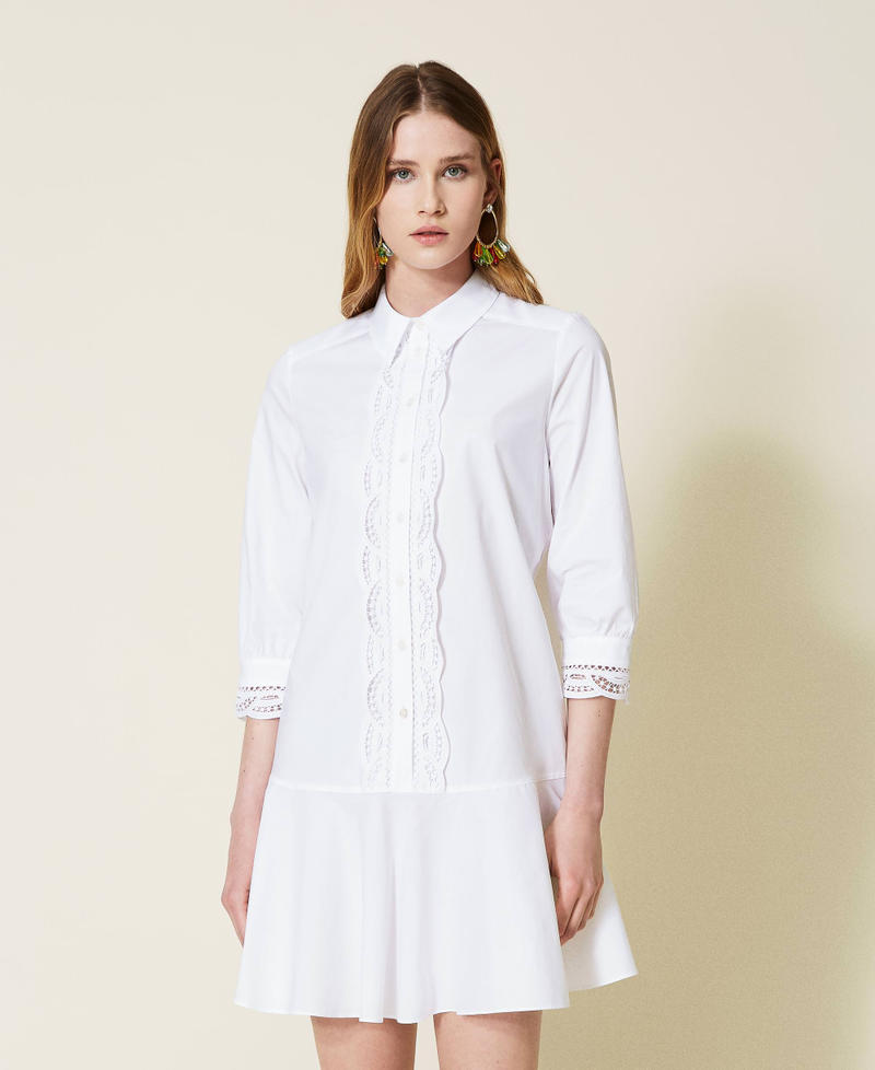 Short poplin dress with lace and flounce White Woman 221TT213A-01