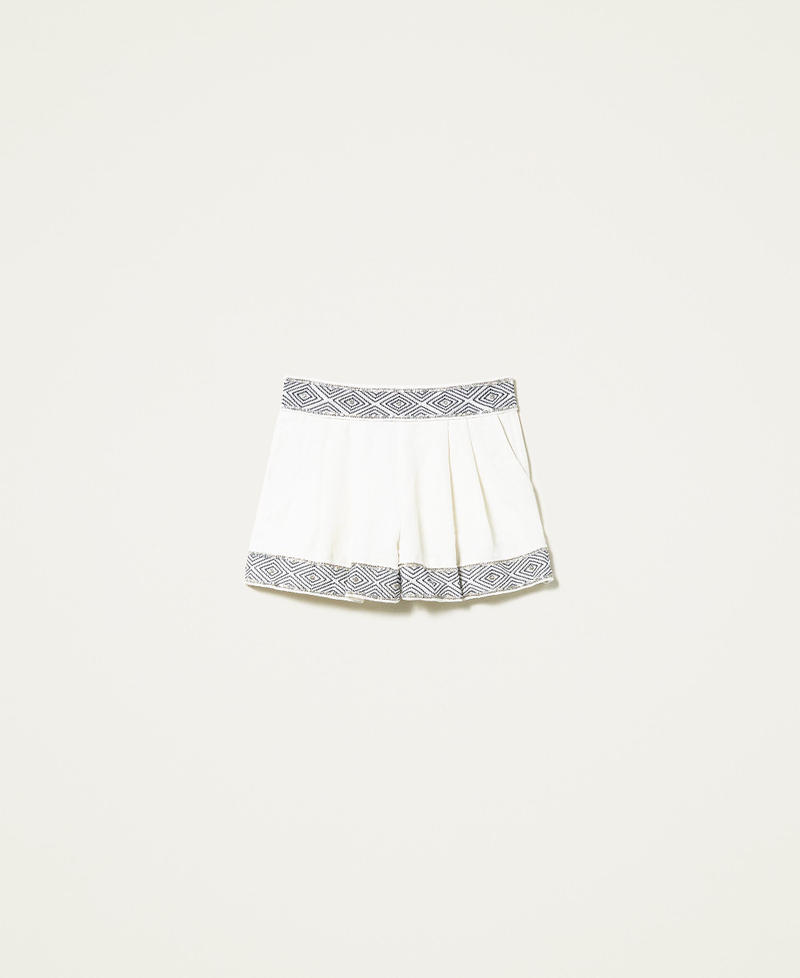 Linen blend shorts with handmade embroideries Two-tone Off White / "Smoky" Grey / Embroidered Woman 221TT2243-0S
