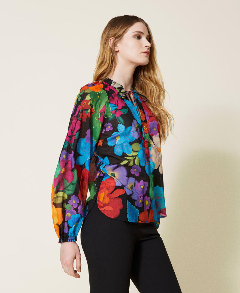 Blusa in mussola a fiori