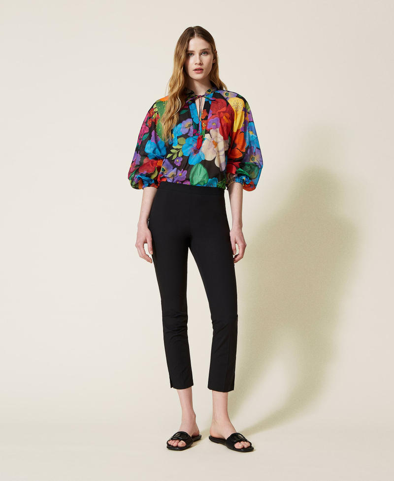 Blusa in mussola a fiori