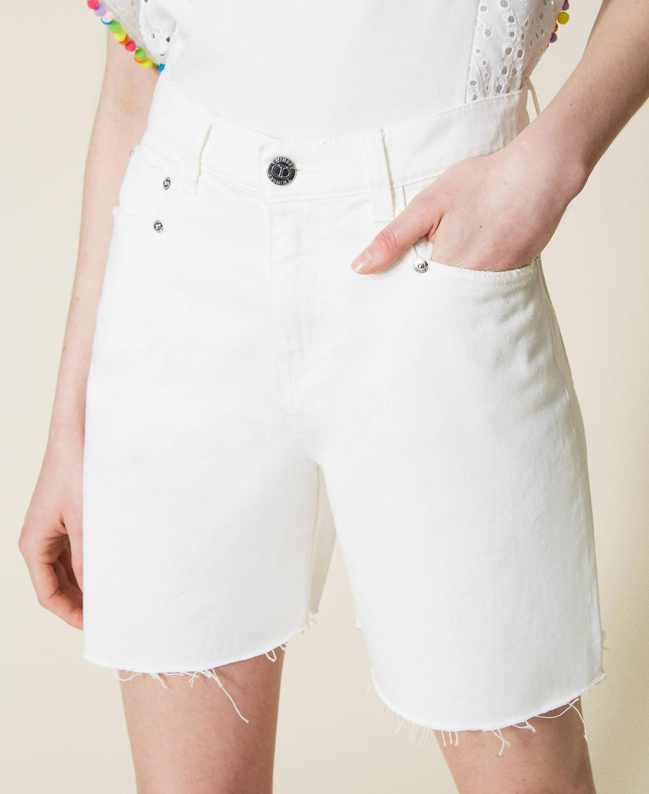 Пятикарманные шорты из плотной ткани Белый Деним женщина 221TT2390-05