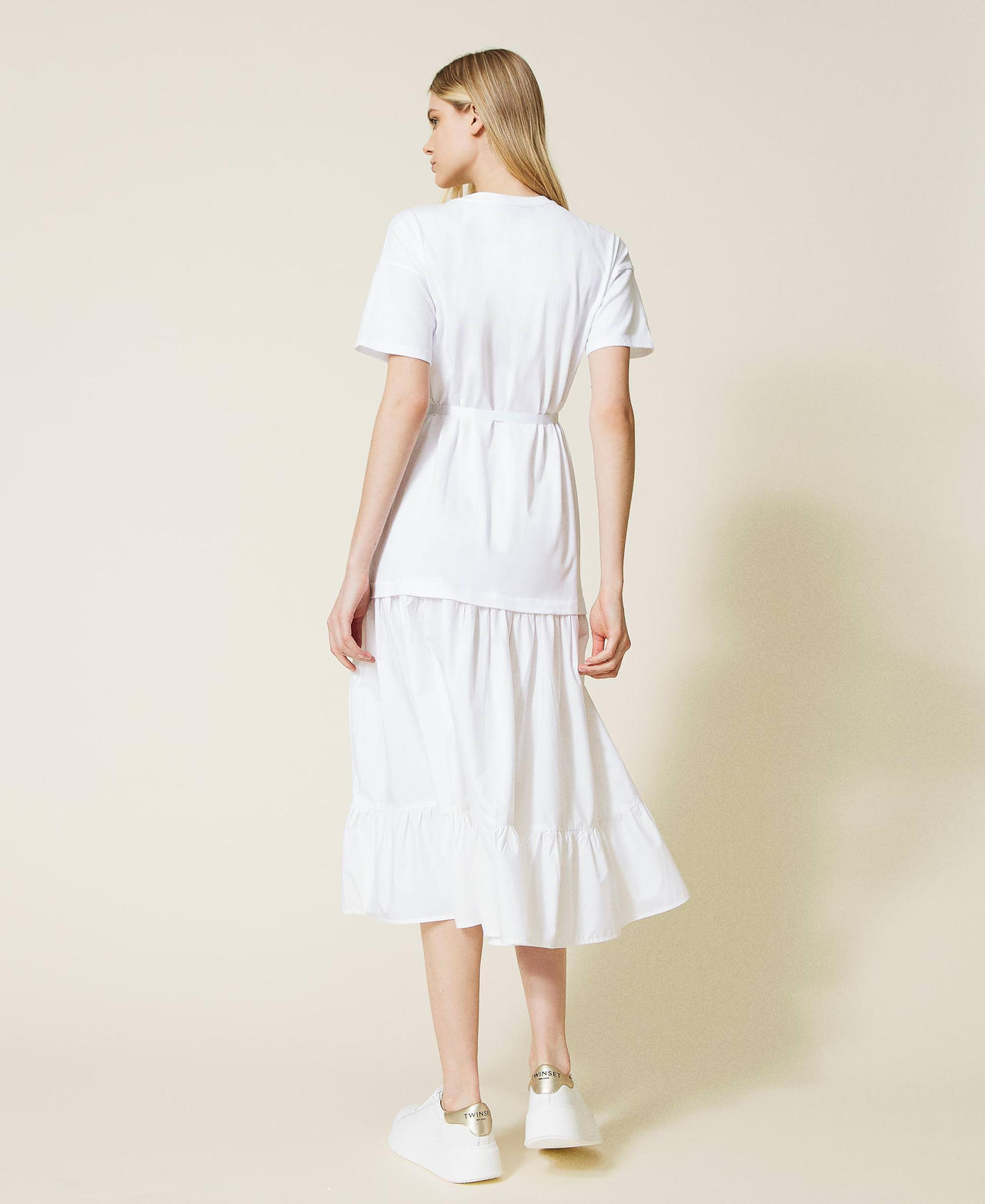Long dress with embroidered logo and belt