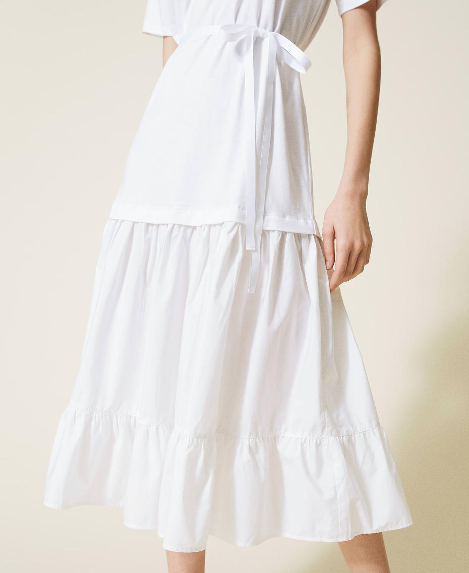 Long dress with embroidered logo and belt