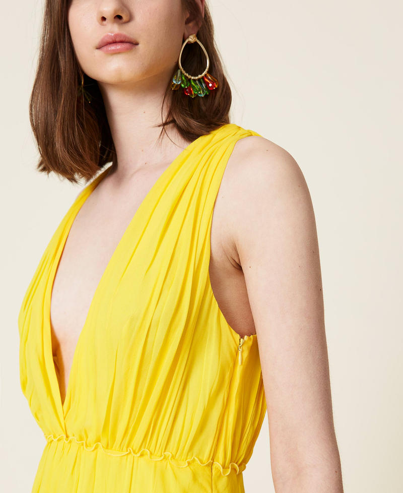 Robe courte en crêpe georgette plissé Jaune « Radiant Yellow » Femme 221TT2474-05