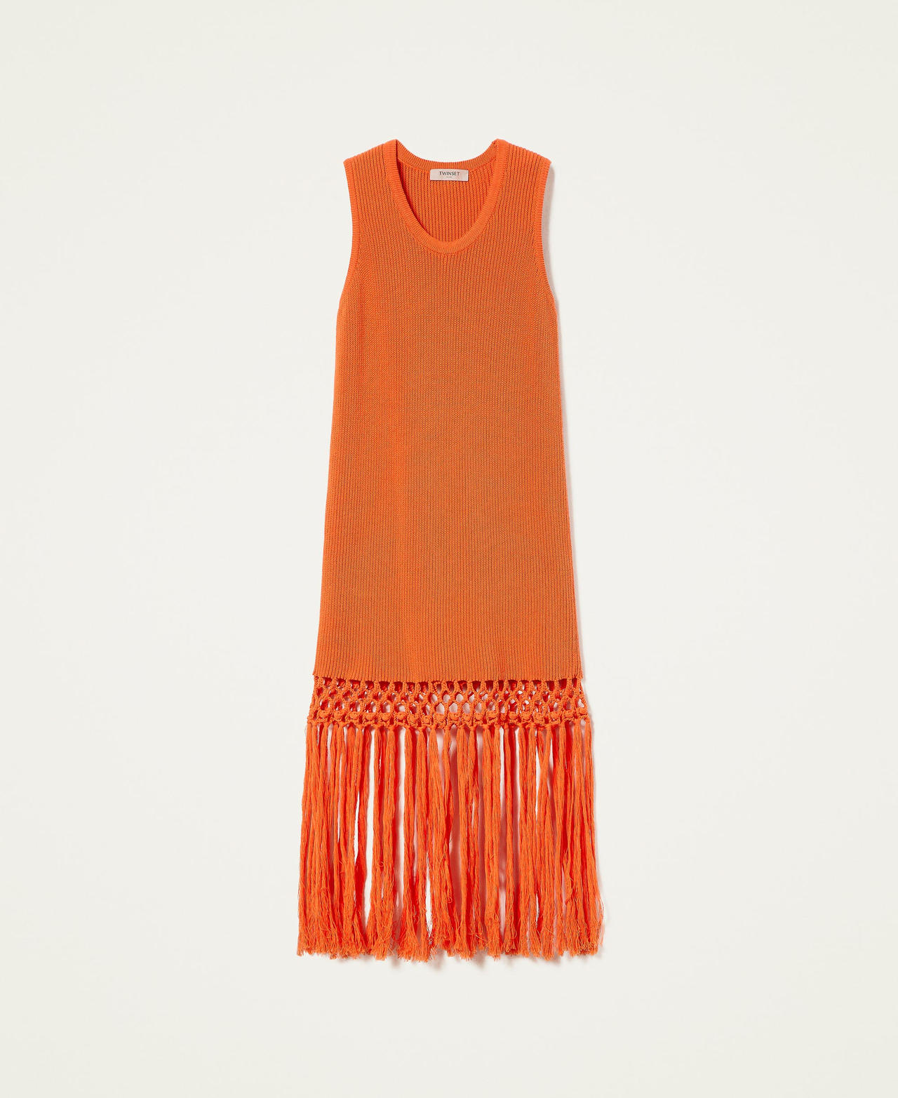 Robe mi-longue en maille avec franges