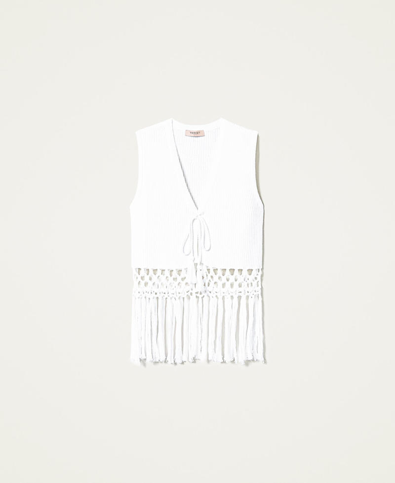 Knitted gilet with fringes