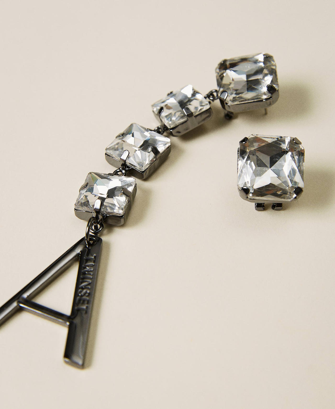 Асимметричные серьги с логотипом Серебряный Crystal женщина 222AA401D_00888_02