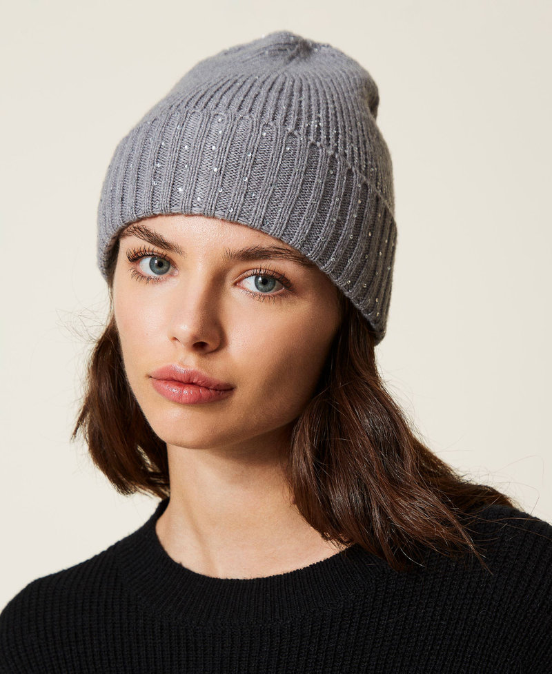 Knit beanie with rhinestones all over Light Gray Mélange Woman 222AA406B_0082C_0S