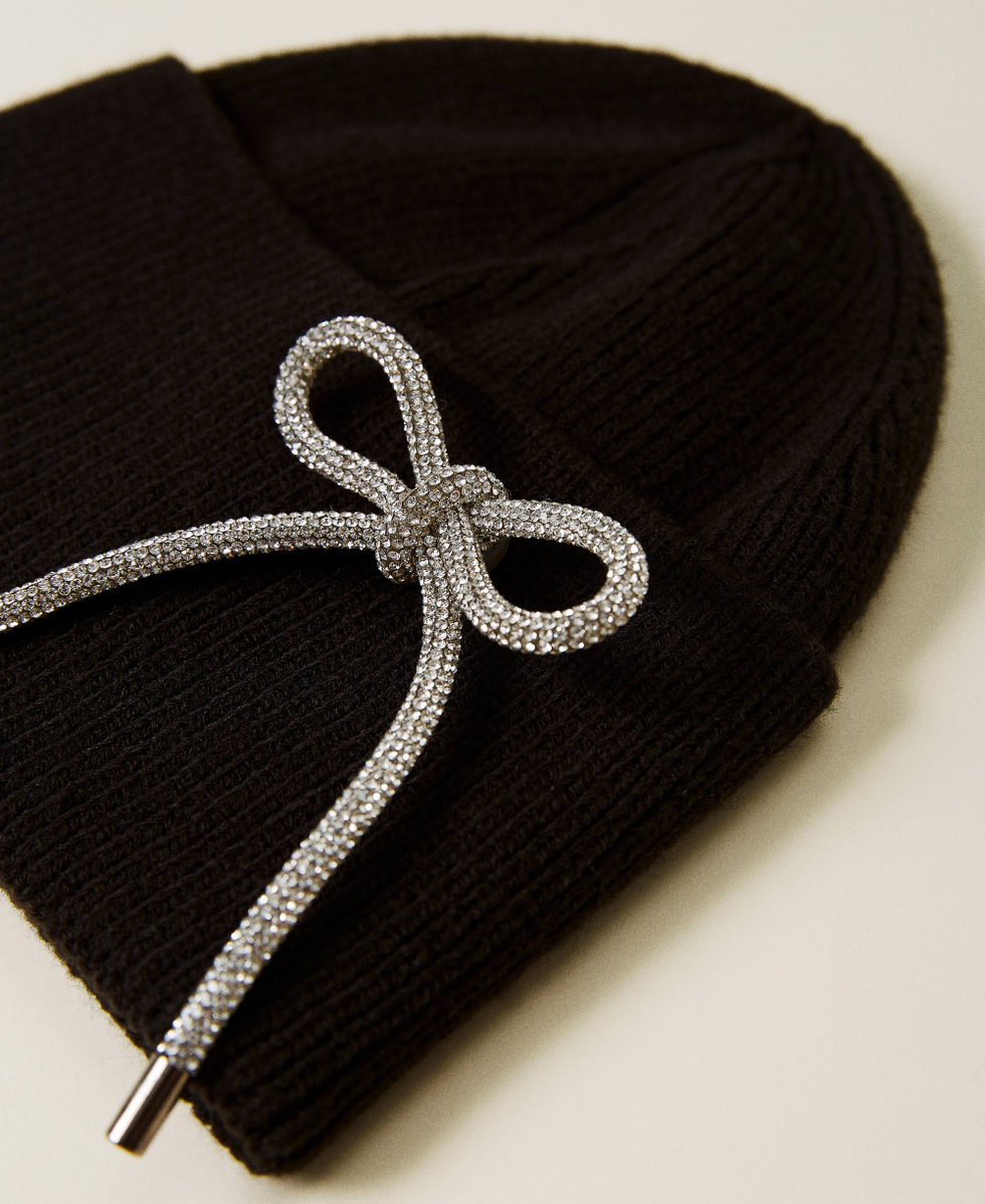 Beanie with bow discount