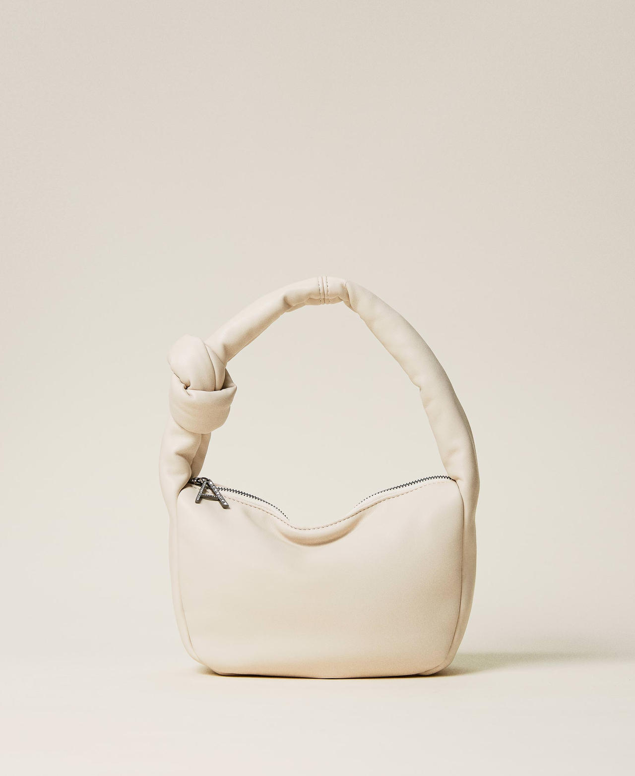 Bolso hobo mediano con nudo