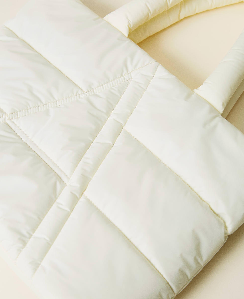 Cabas matelass&eacute; avec logo