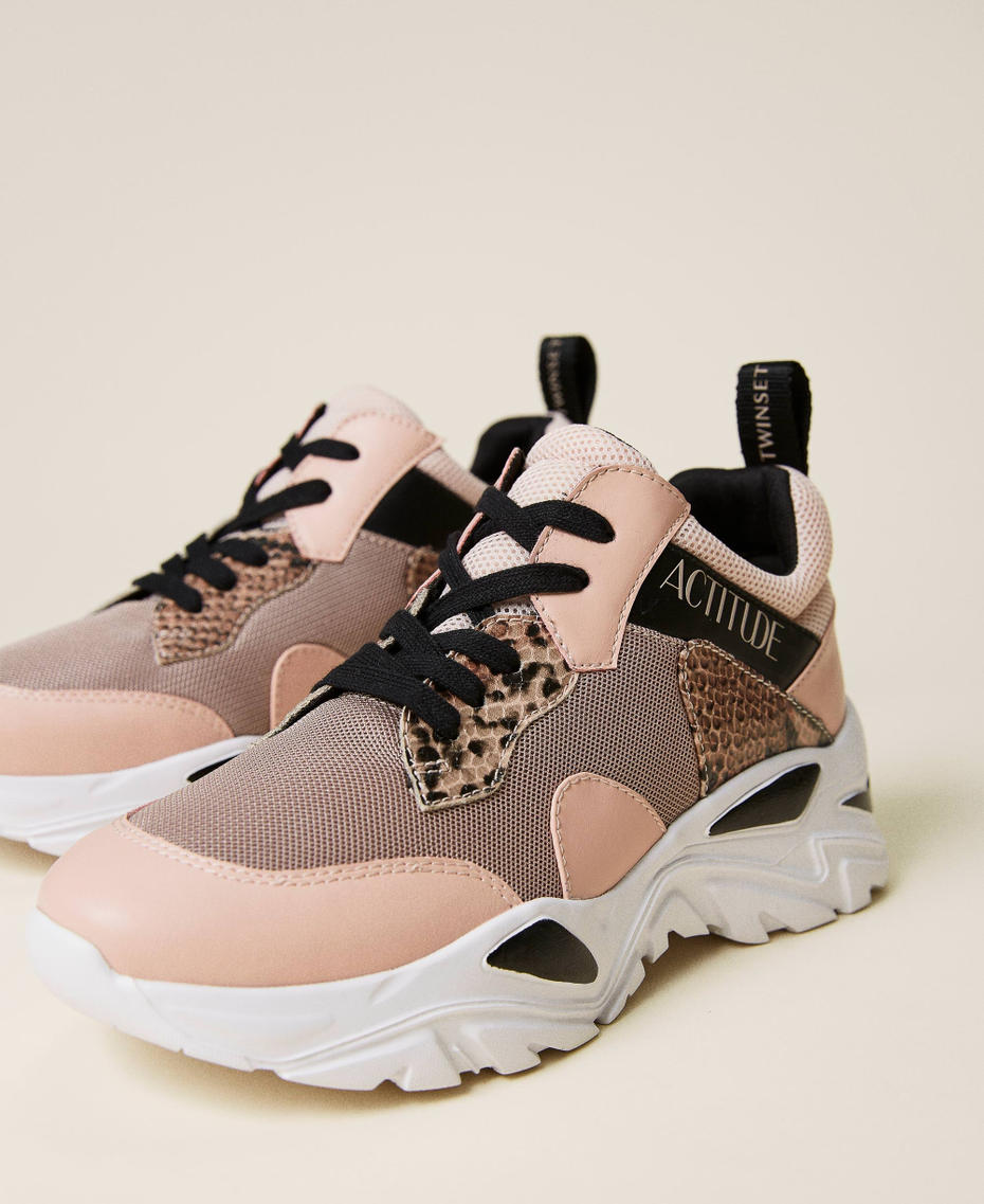 Scarpe running con inserti e logo