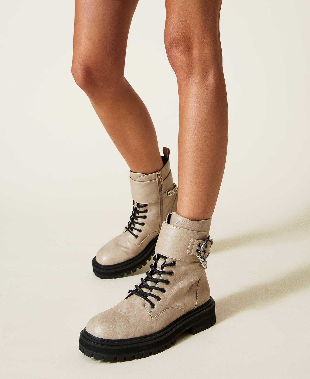 Leather-like combat boots with chain "Parchment" Beige Woman 222ACP092_07222_0S
