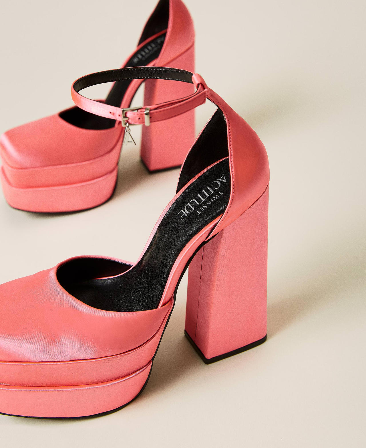Satin court shoes with platform Fluorescent Pink Woman 222ACP184-02
