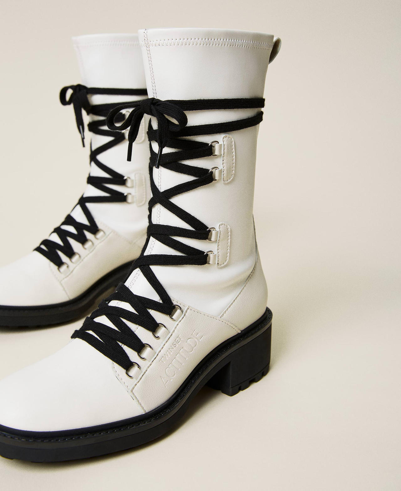 Bottines motardes bicolores avec lacets trekking