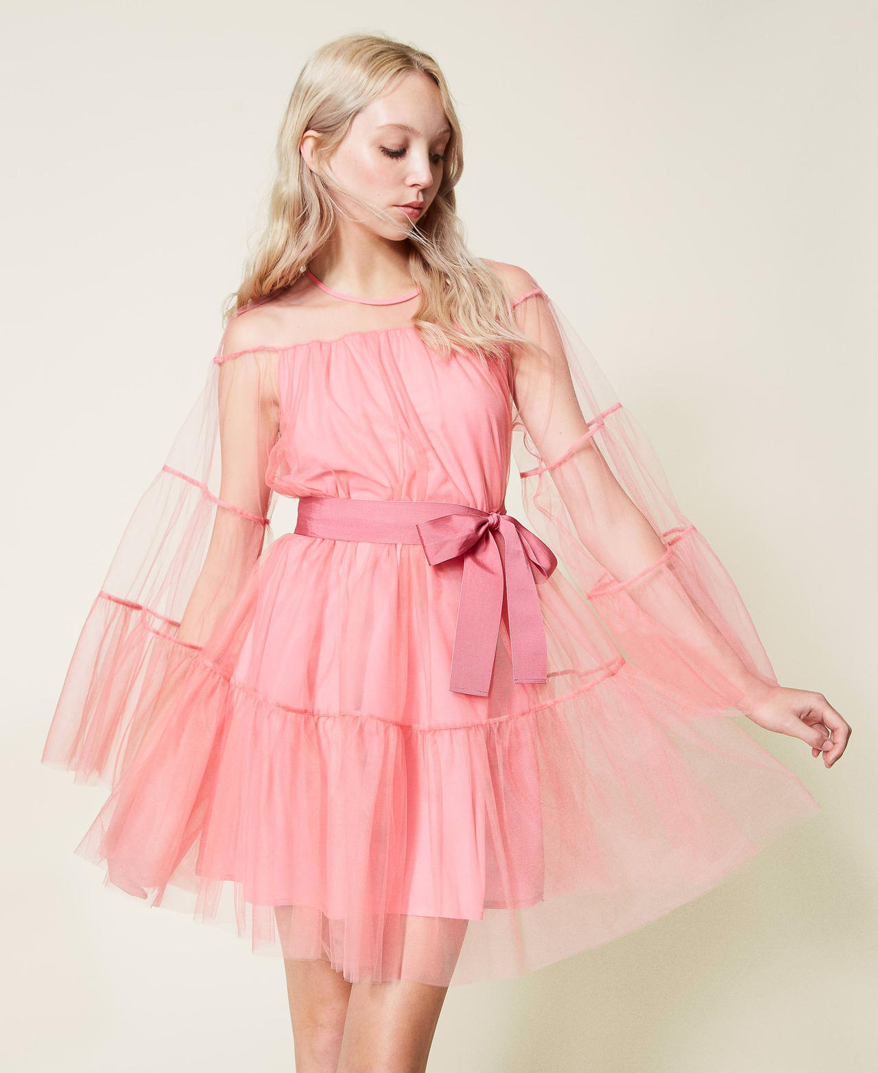 Short flounced tulle dress