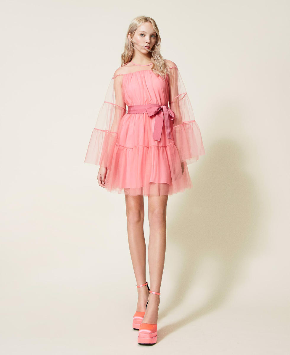 Robe courte en tulle avec volants