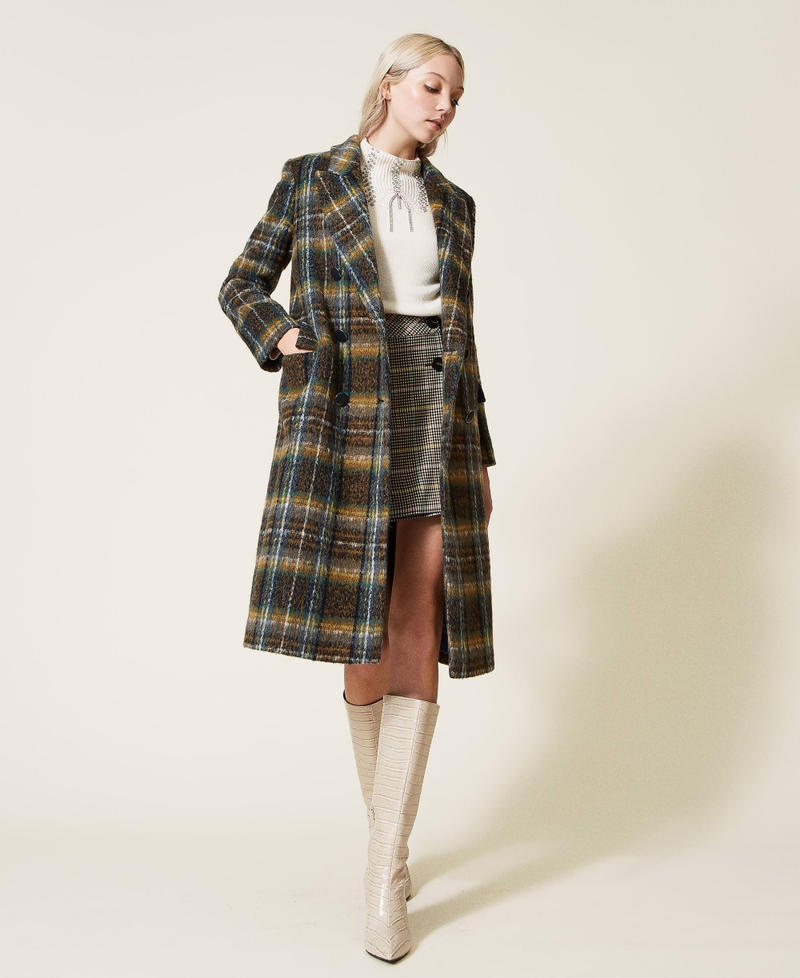 Chequered wool cloth long coat