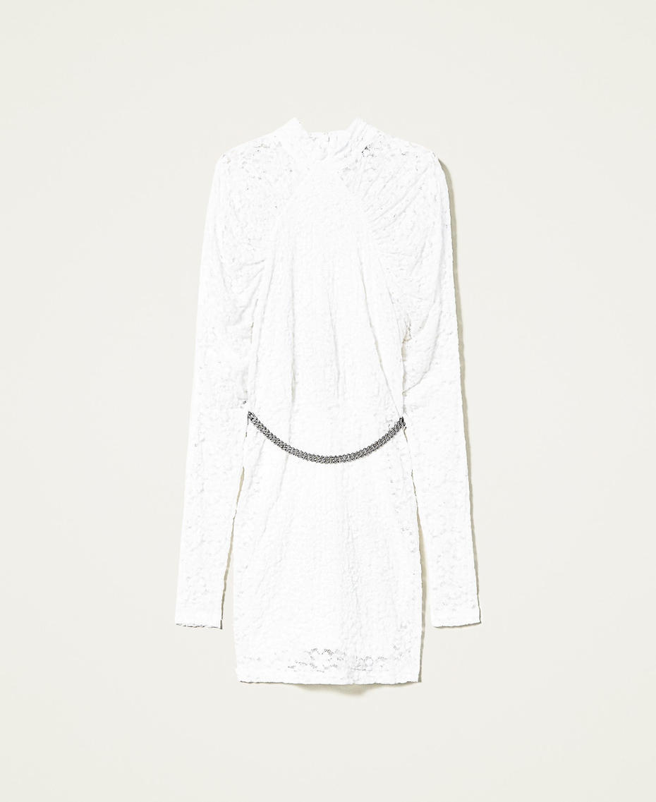 Короткое кружевное платье с поясом