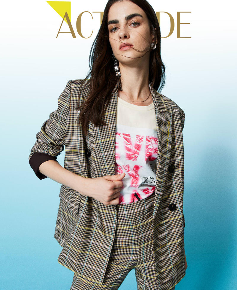 Пиджак в разноцветную виндзорскую клетку