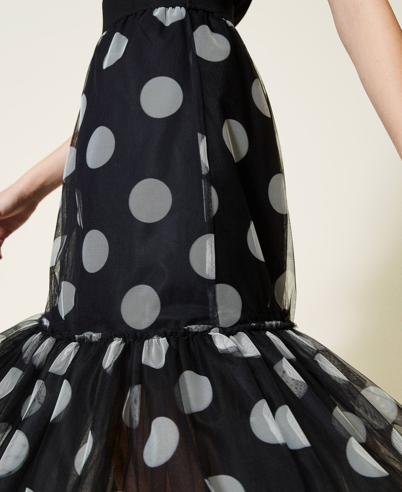 Dotted tulle shop maxi skirt