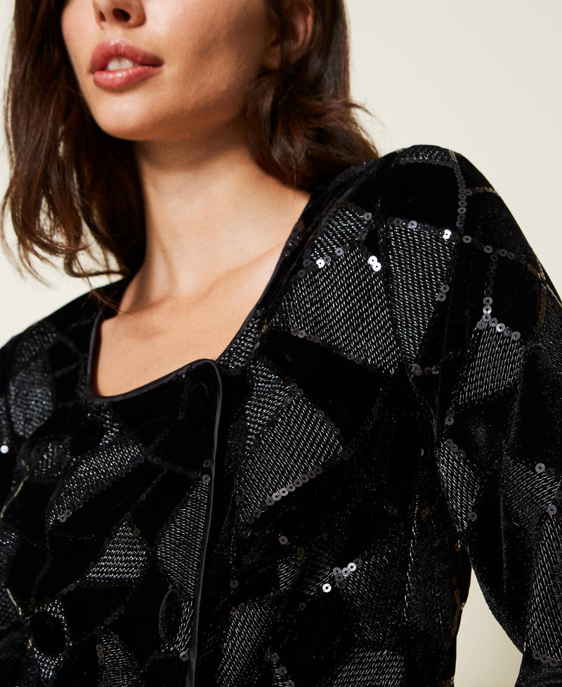 Velvet jacket with sequin embroidery